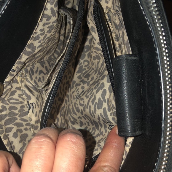 Guess Black&Gray Shoulder Purse - Picture 5 of 9